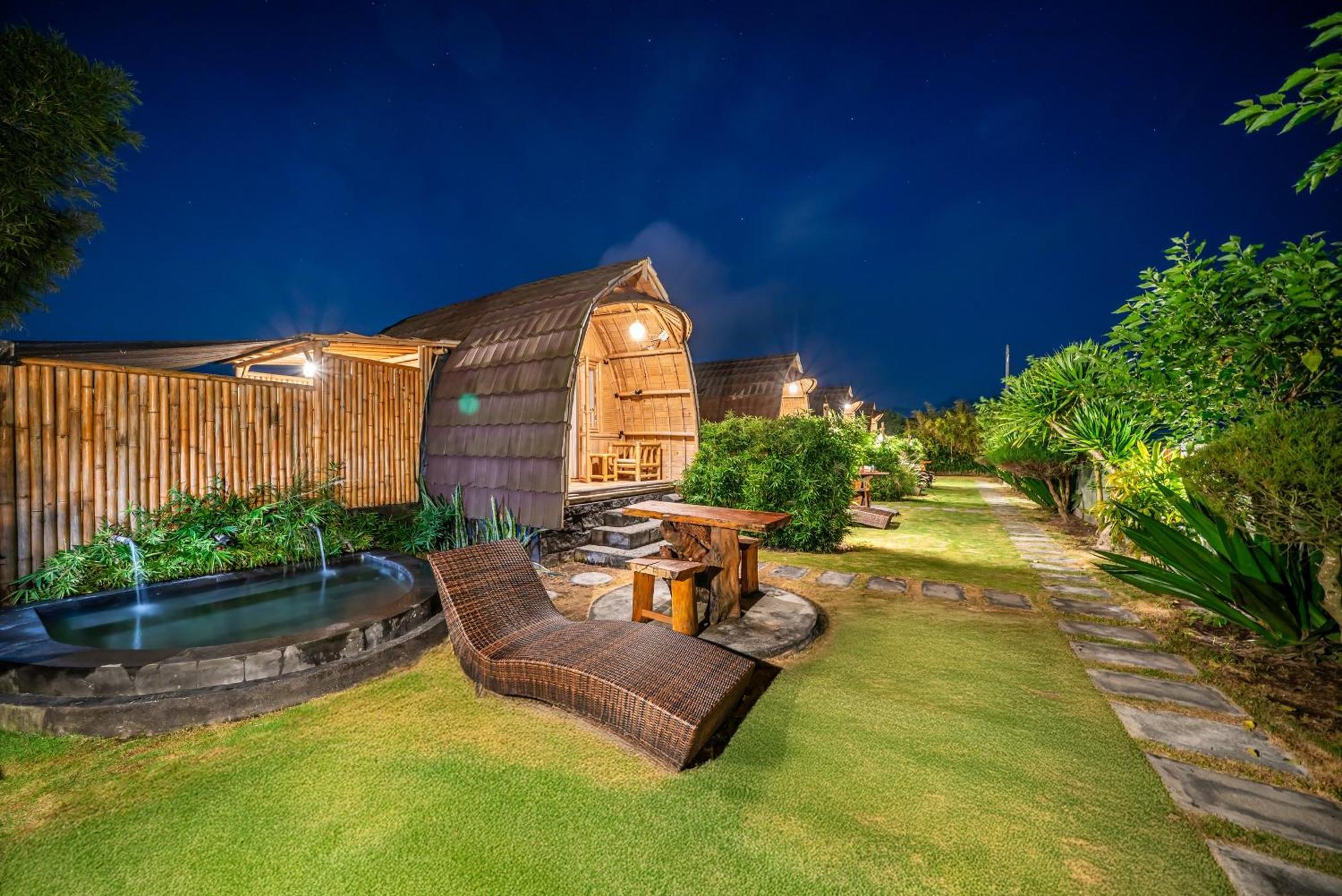 Tegal Bamboo Cottages & Private Hot Spring Baturaja (Bali) Exterior foto