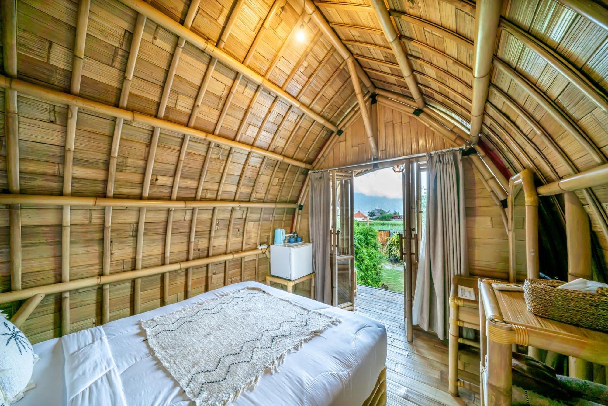 Tegal Bamboo Cottages & Private Hot Spring Baturaja (Bali) Exterior foto